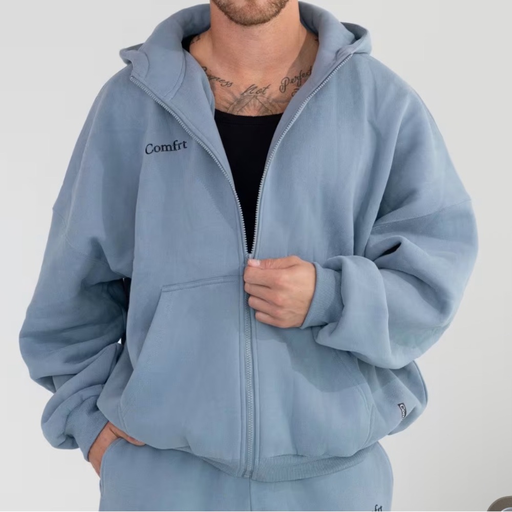 Comfrt Blue Willow Zip Cloud Hoodie LARGE